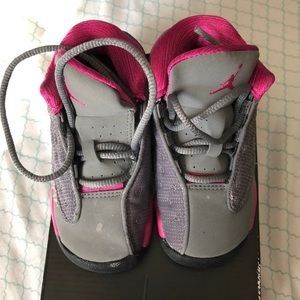 Pre own Jordan 13 Cool Grey/Pink size 6C